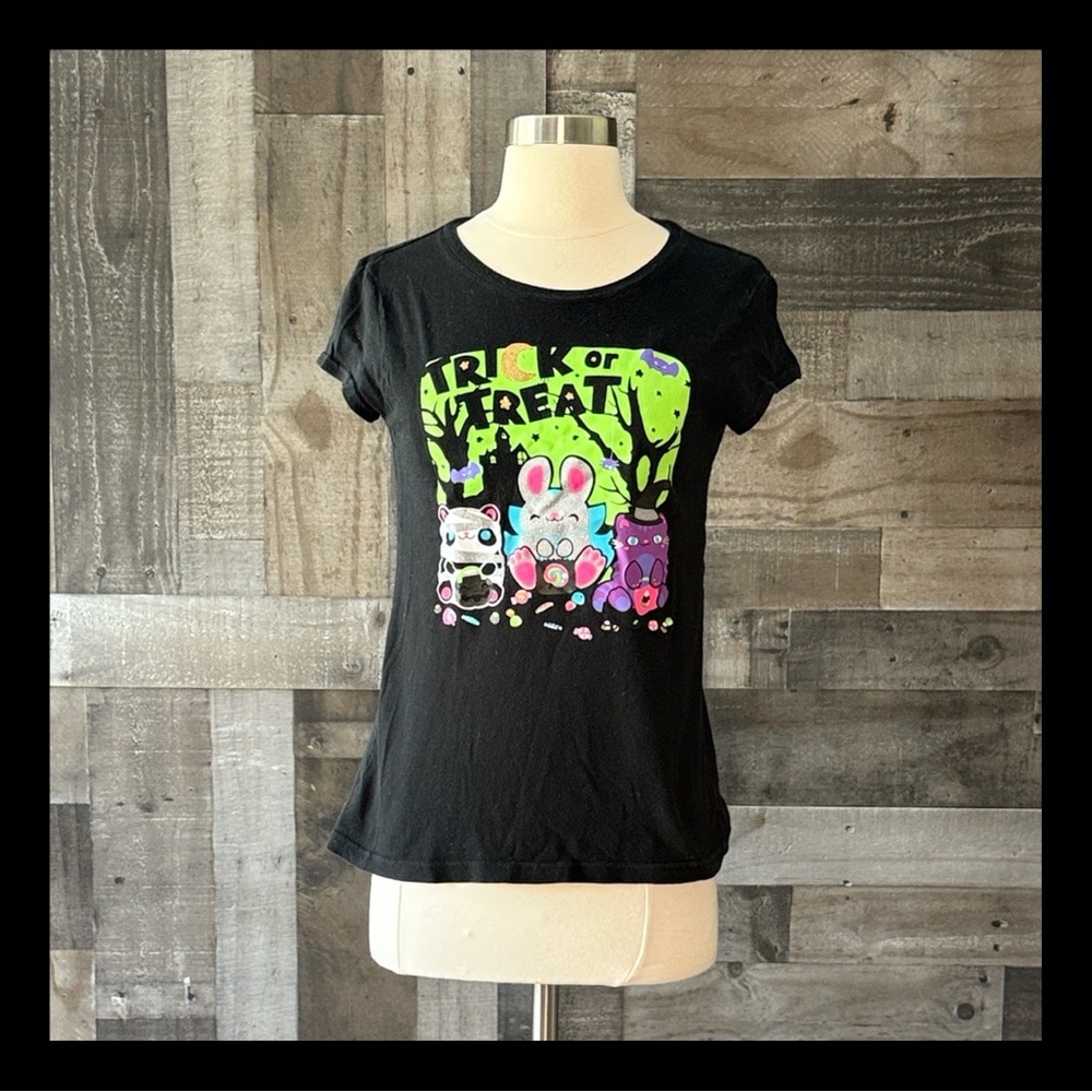 Trick or Treat t-shirt girls XLarge Halloween festive holiday part girlhoodcore